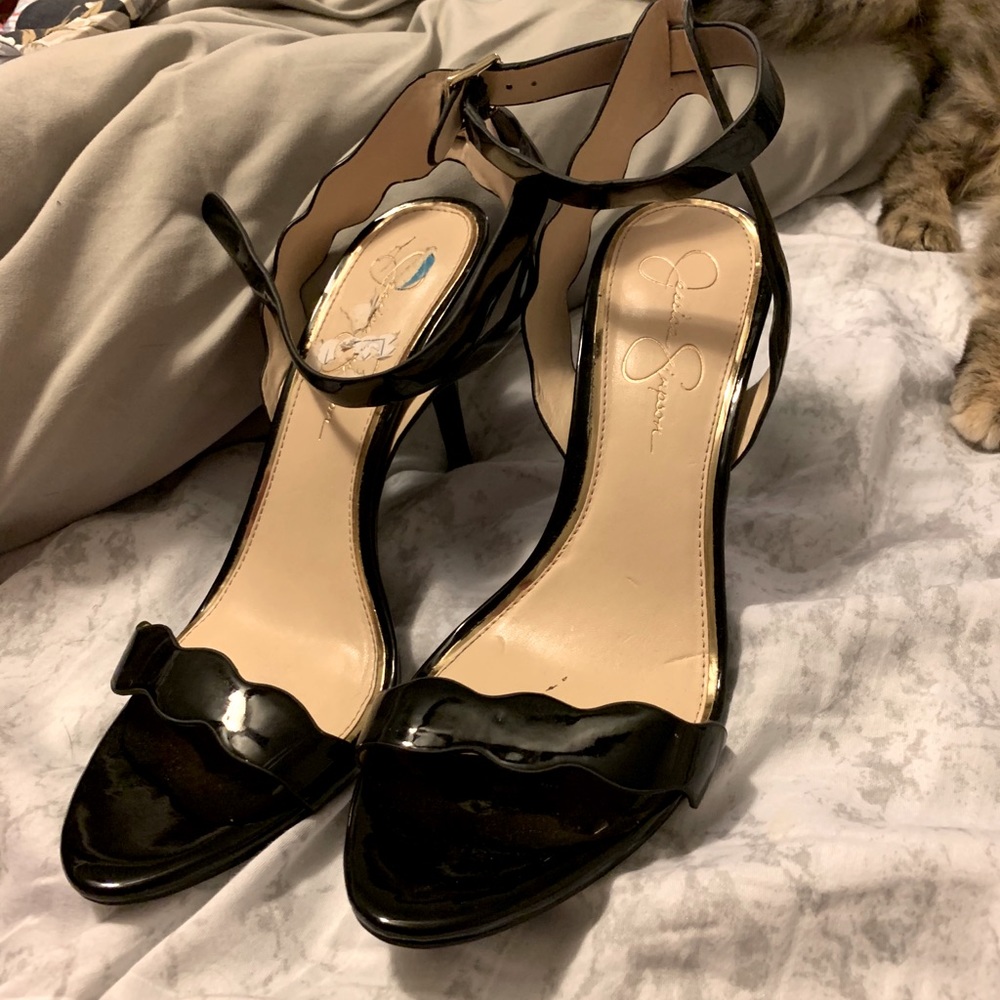 Sassy black heels!